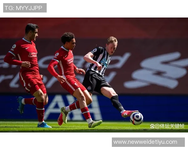 早报：利物浦连败困境深重球队状态堪忧未来之路何去何从