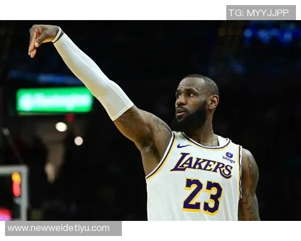 詹姆斯坦言太阳队能量充沛我们在比赛中显得有些疲惫